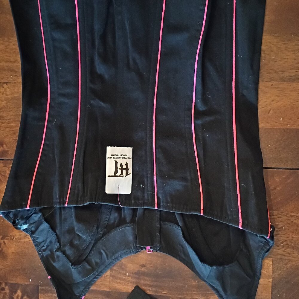 Tripp NYC Y2K Corset Top - Picture 3 of 6